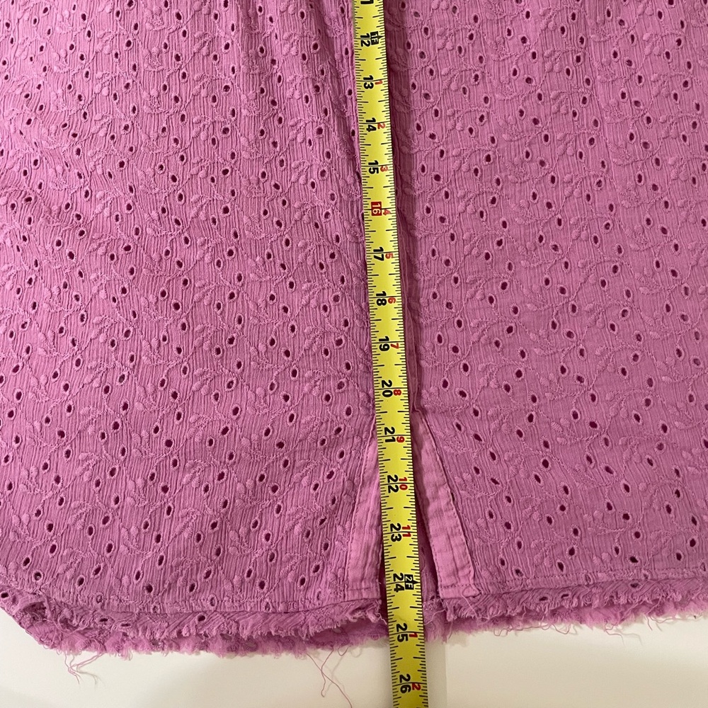 FREE PEOPLE Orchid Maddison Eyelet Flowy Blouse Button Front Collarless Size XS - Picture 11 of 14